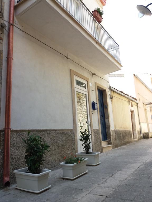 Asfodelo Apartment Ragusa Exterior photo